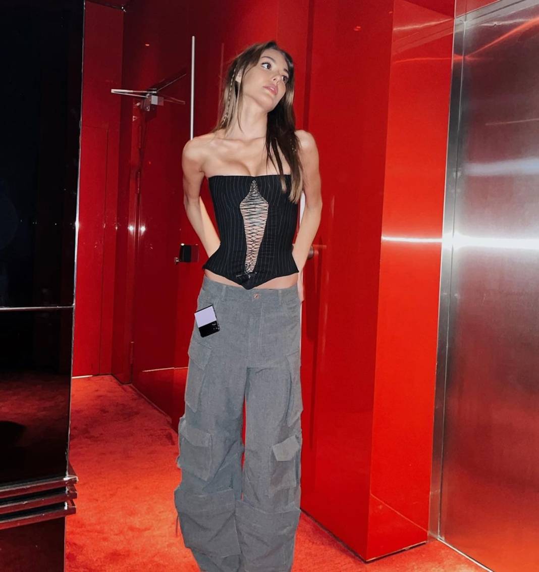 O paraya Afrika doyar! Dilan Çiçek Deniz'in reklam ücreti 'Yok artık' dedirtti! 8